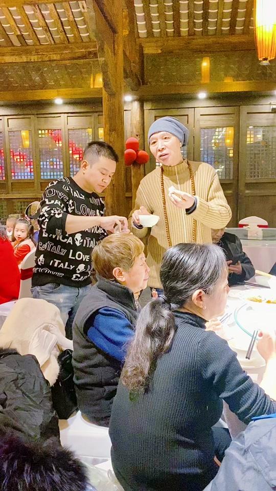 小马哥马维维