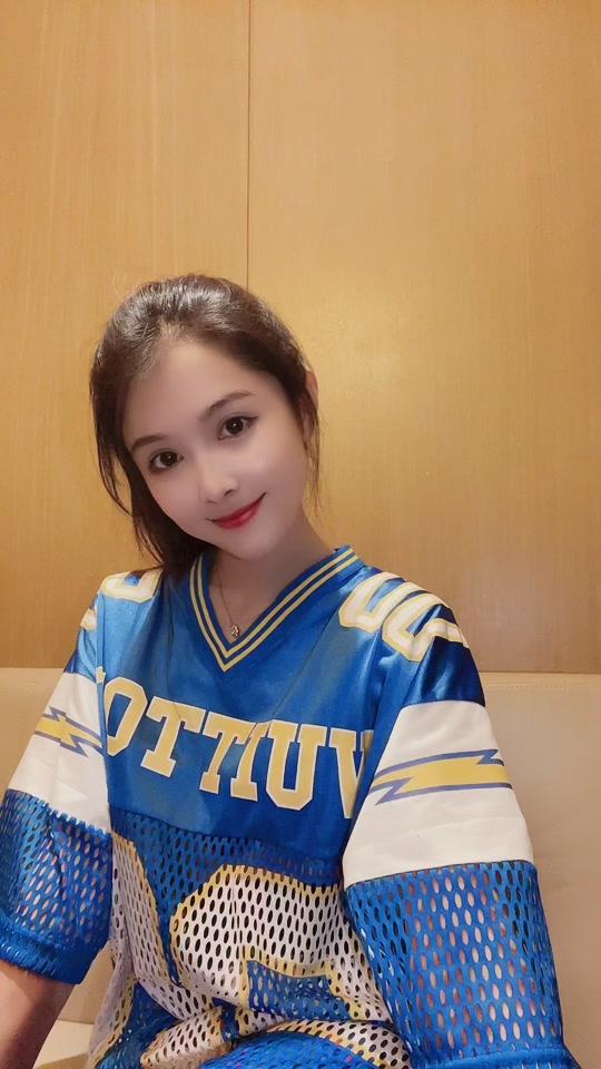 吴曼_吴曼个人资料_吴曼直播间_18183kol_18183网红站