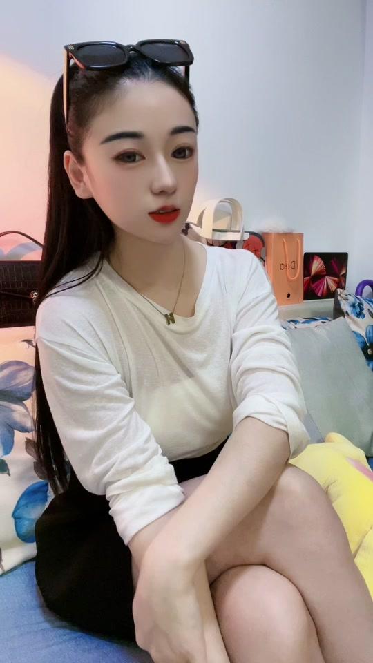 sun 小丫_sun 小丫个人资料_sun 小丫直播间_18183kol_18183网红站