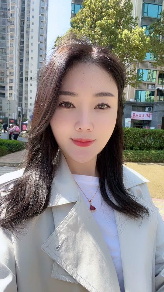 雪儿_雪儿个人资料_雪儿直播间_18183kol_18183网红站