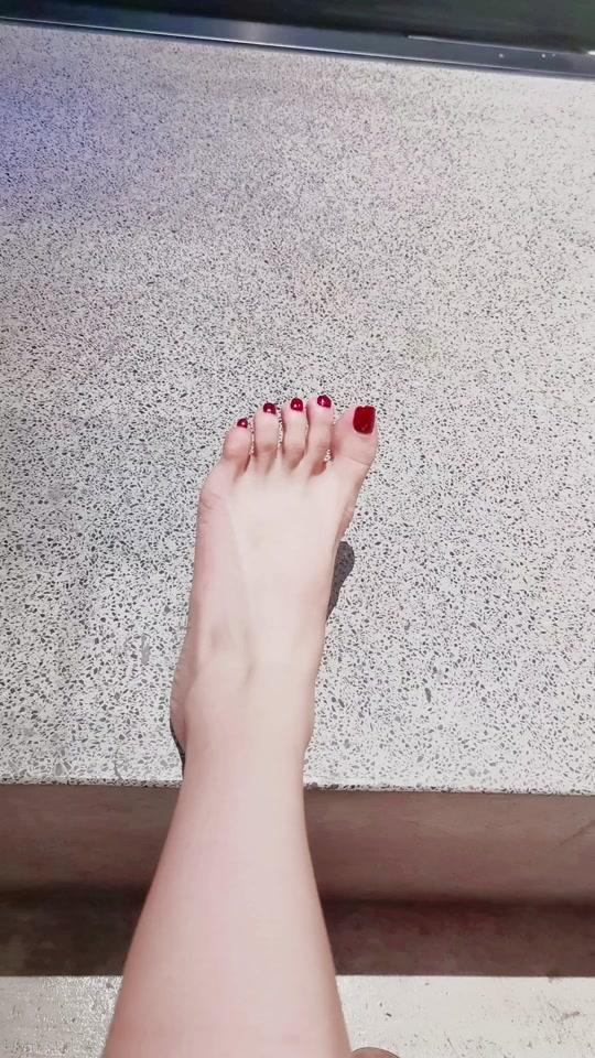 看来,是天选之子没错了!#高叶 #谁还没个隐藏技能 #脚趾 #脚丫