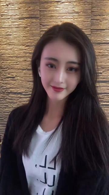 文字 @抖音小助手