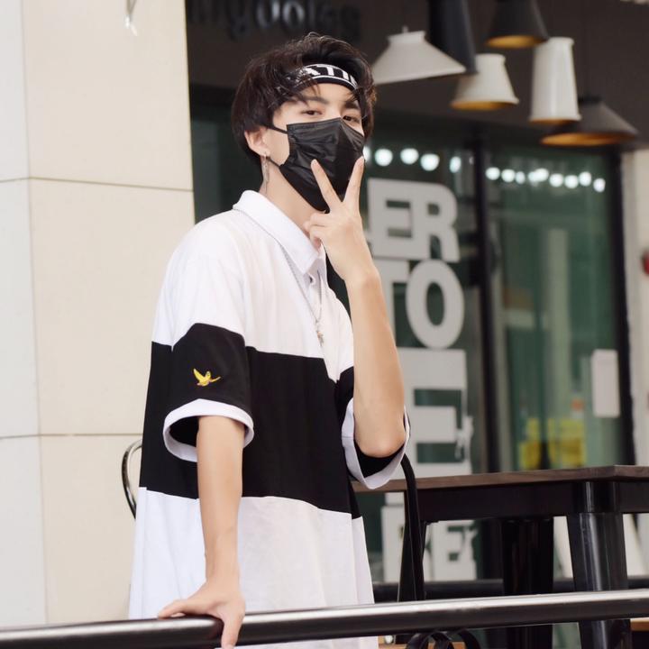 抖音口罩小哥哥小号数据-粉丝数,联系方式 - toobigdata