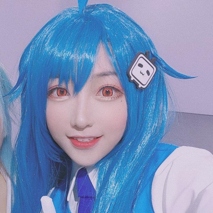 杳米不咬米 抖音id: 登录后查看 抖音app扫码直达 查看带货数据 去抖