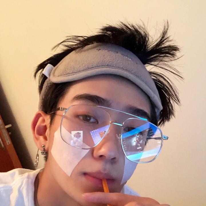 抖音小小小锋叔叔数据-直播,带货,mcn,粉丝数,联系方式 - toobigdata