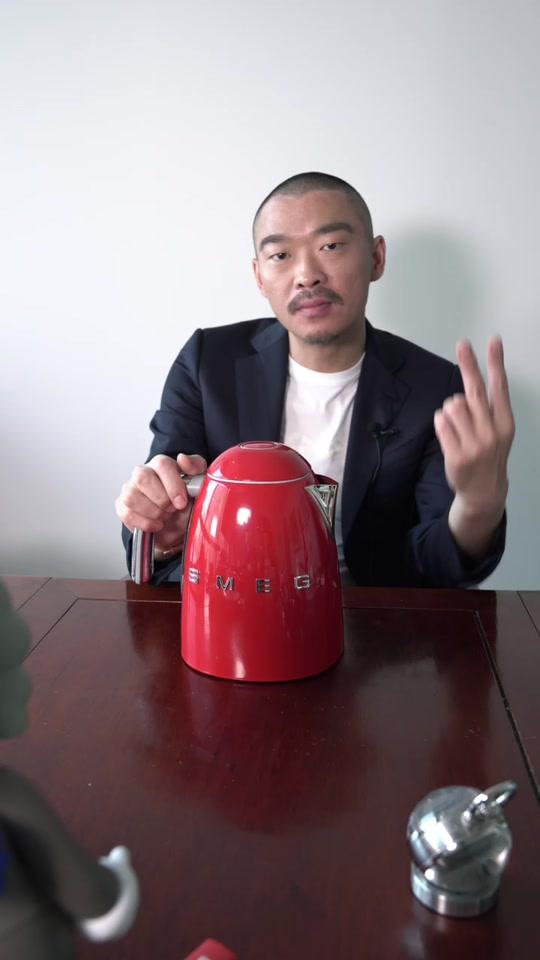 表叔王寂的办公桌