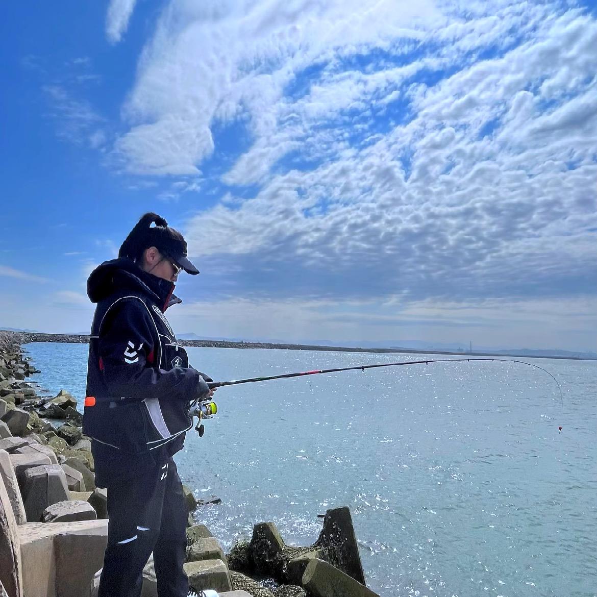 爱钓鱼的女孩子