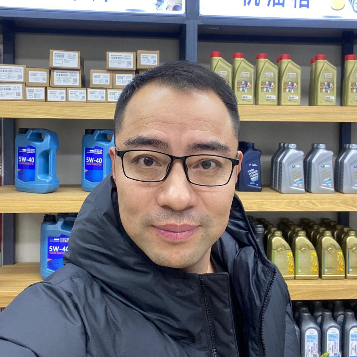 城阳修车大红哥头像