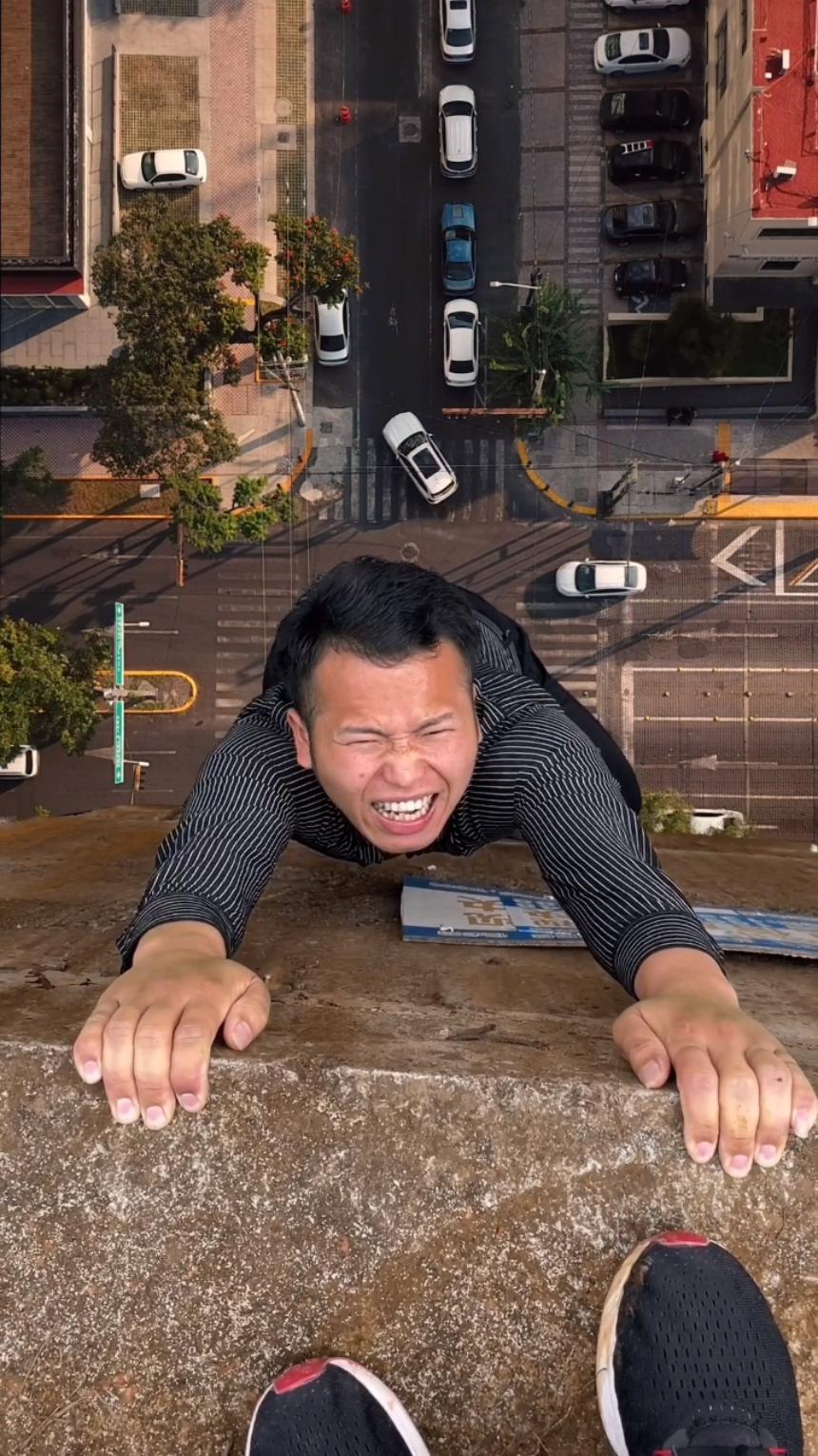 逗比龙豪破30万