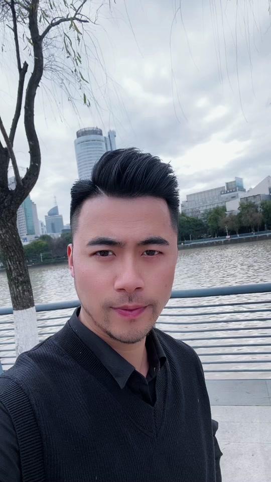 变美大叔_变美大叔个人资料_变美大叔直播间_18183kol_18183网红站