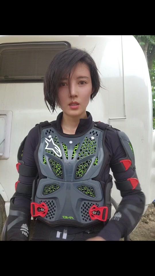 雪焱_雪焱个人资料_雪焱直播间_18183kol_18183网红站