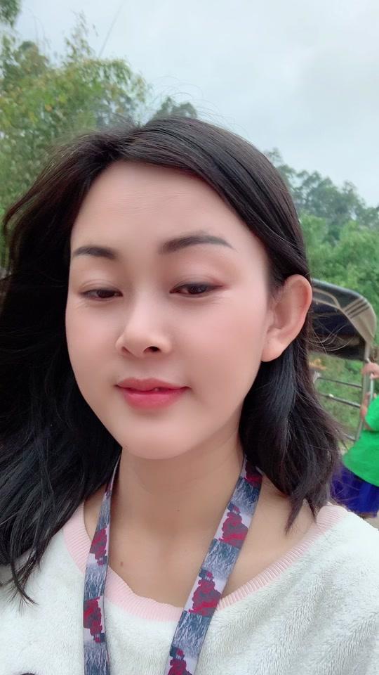 邻家妹妹 依灵_邻家妹妹 依灵个人资料_邻家妹妹 依灵直播间_18183kol