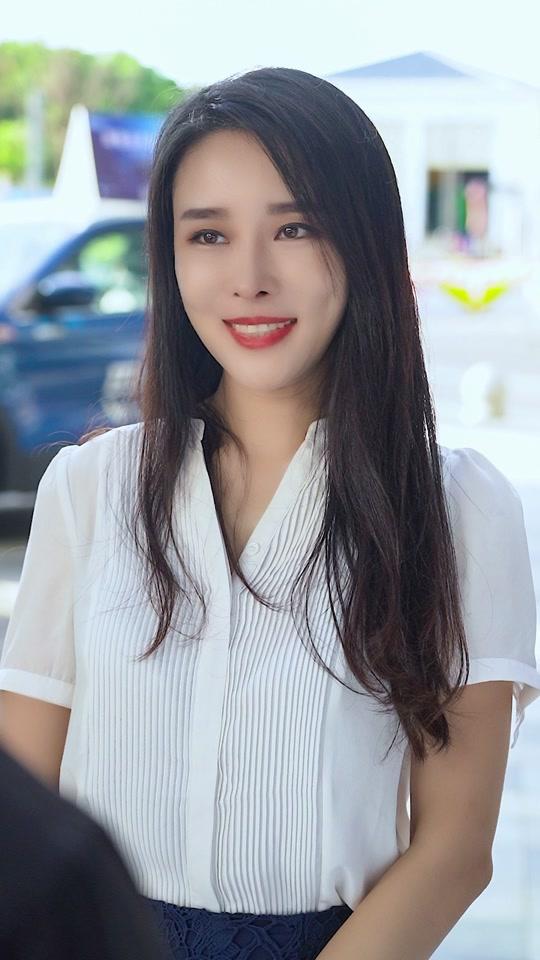 宝姐姐本人_宝姐姐本人个人资料_宝姐姐本人直播间_1