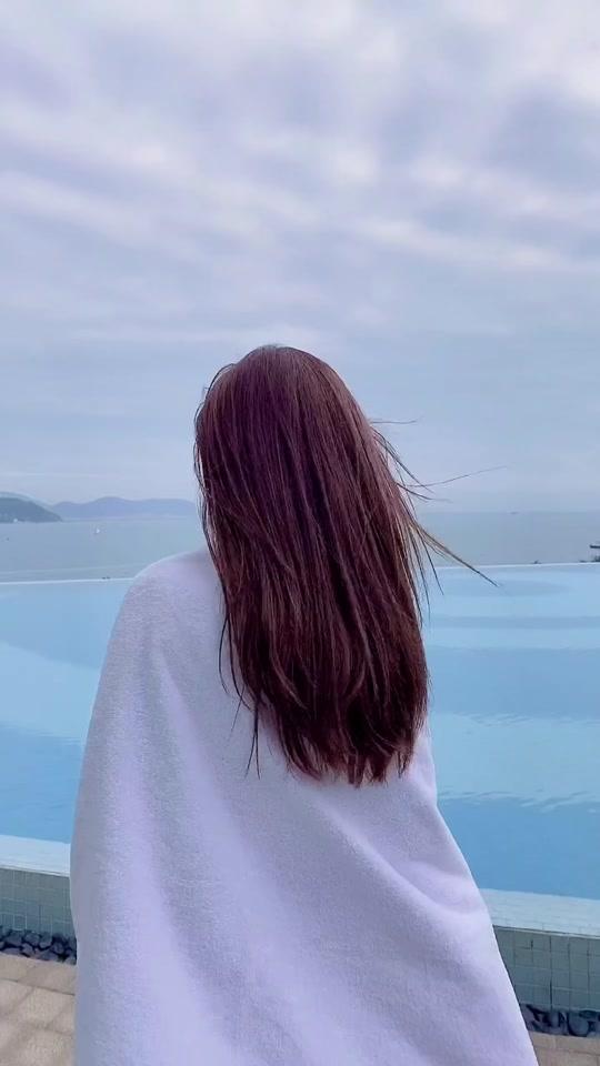 张婧彤93日常_张婧彤93日常个人资料_张婧彤93日常直播间_18183
