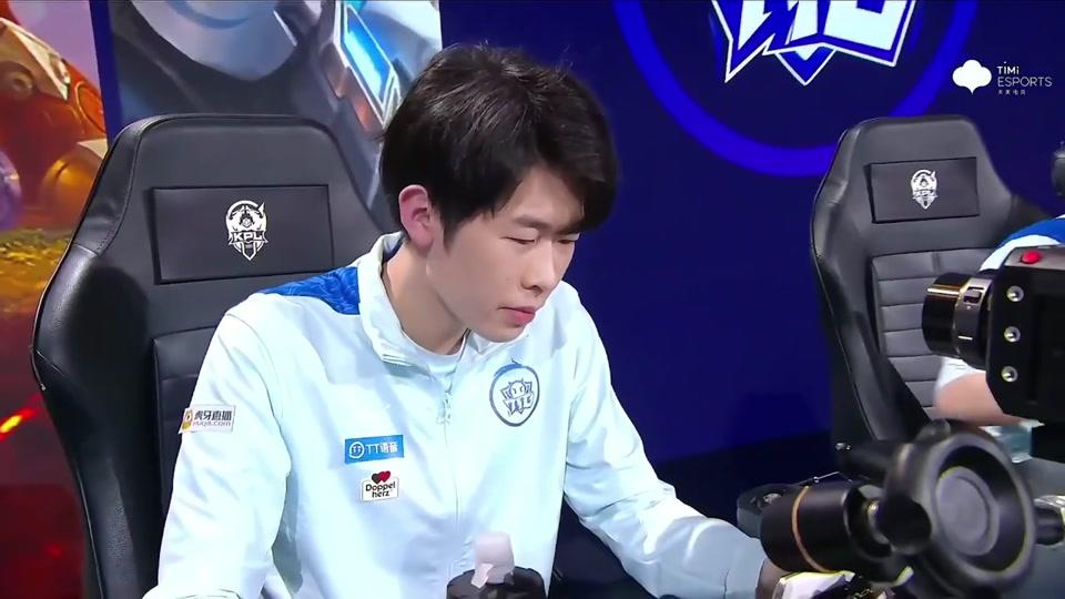 ag超玩会月光教练_ag超玩会月光教练个人资料_ag超玩会月光教练直播间