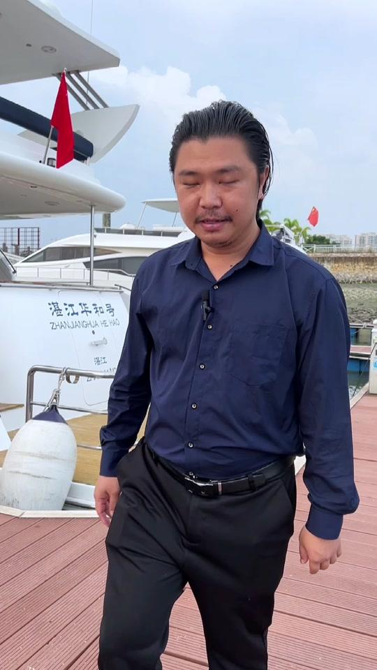 鱼塘老板 #原创搞笑 @房东阿天979月1号开业盛典 @刘凯哥视频时长