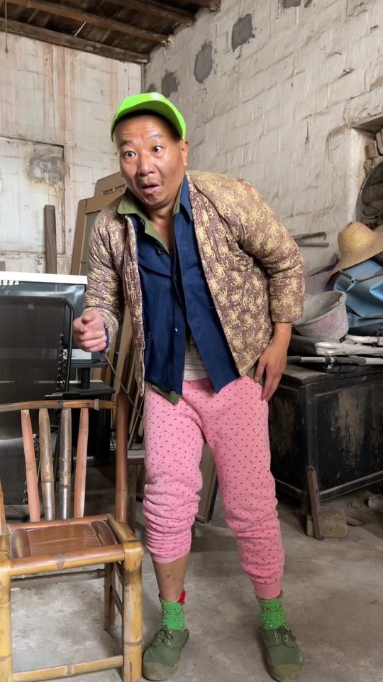 生哥表演你来看_生哥表演你来看个人资料_生哥表演你来看直播间_18183