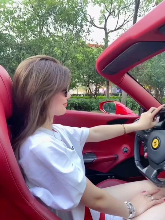 张露露_张露露个人资料_张露露直播间_18183kol_18183网红站