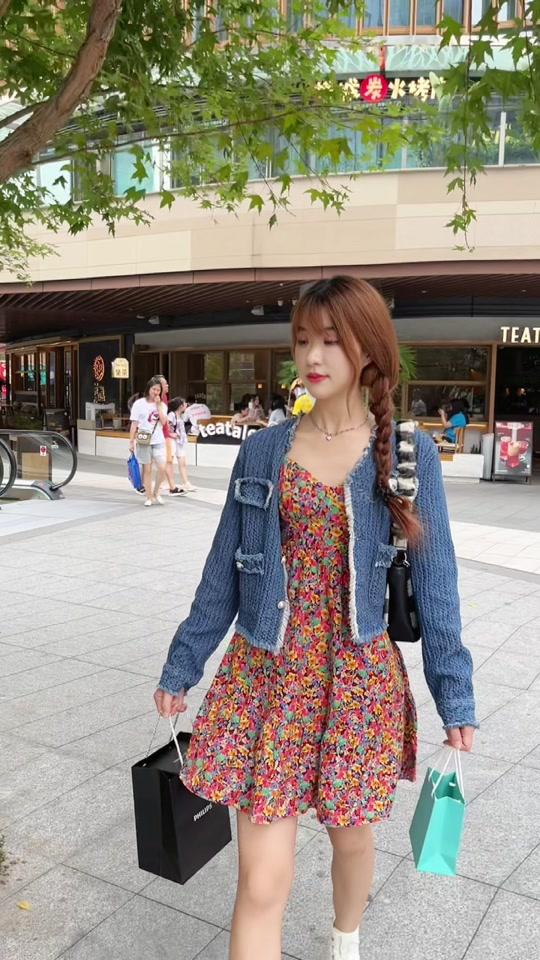 大莫莫_大莫莫个人资料_大莫莫直播间_18183kol_18183网红站