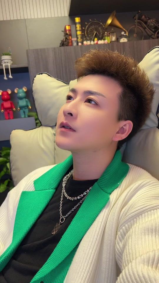 伤帅(仅此一号)_伤帅(仅此一号)个人资料_伤帅(仅此一号)直播间_18183