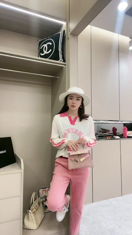 欣姐服饰开播了_欣姐服饰开播了个人资料_欣姐服饰开播了直播间_18183