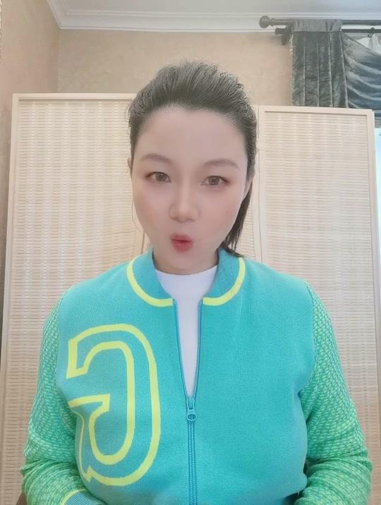 小莉帮忙杨小莉