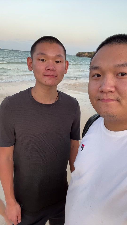 小胖的海外生活_小胖的海外生活个人资料_小胖的海外生活直播间_18183
