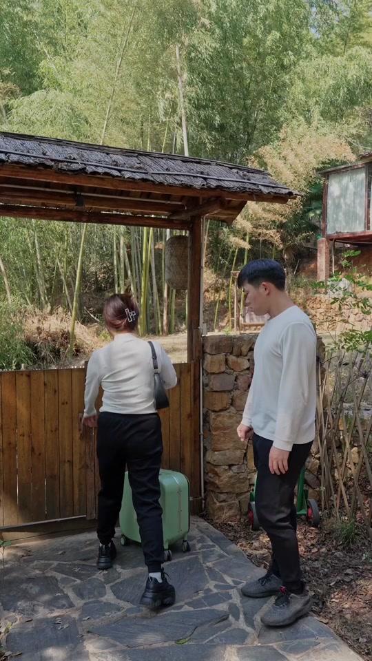 关宝&小不点_关宝&小不点个人资料_关宝&小不点直播间_18183kol_18183