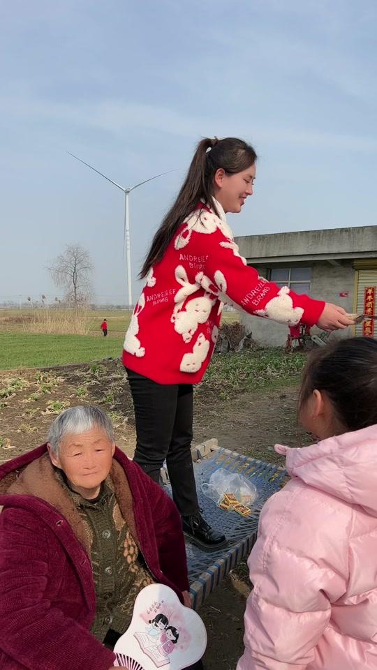 卡车女司机安徽宏姐(驾培)_卡车女司机安徽宏姐(驾培)个人资料_卡车女