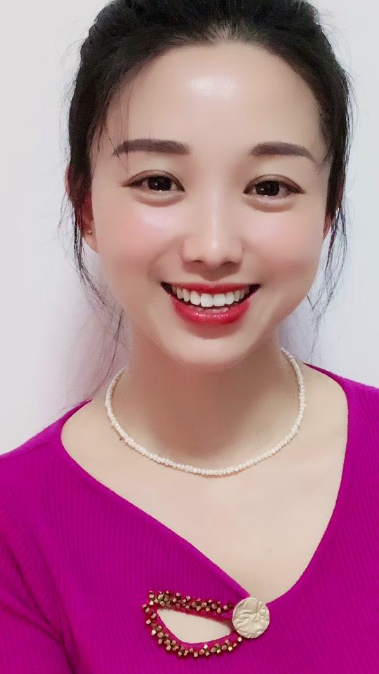 我叫小凤_我叫小凤个人资料_我叫小凤直播间_18183kol_18183网红站