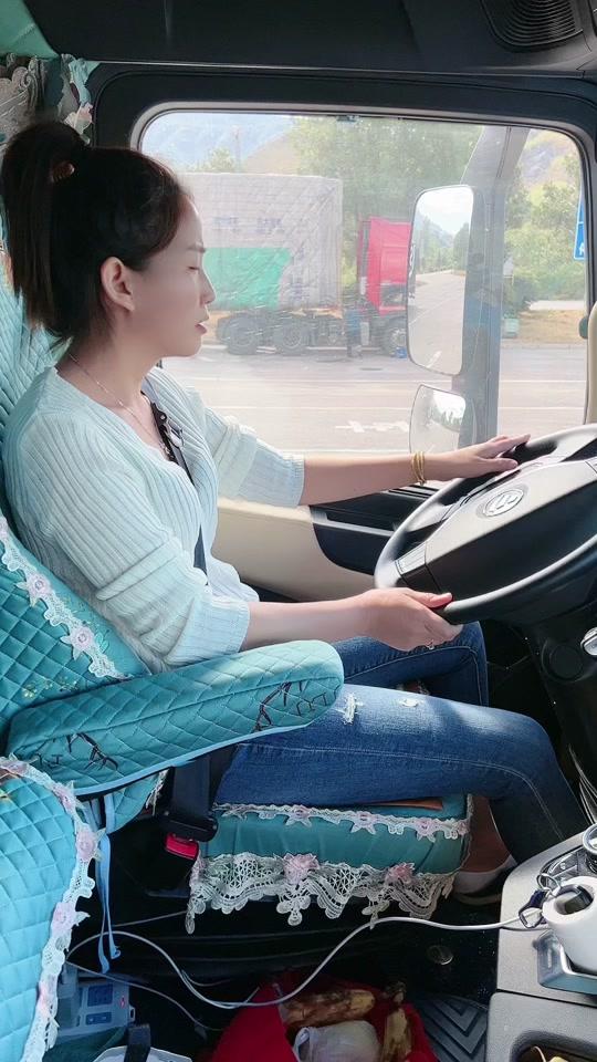 开卡车的全妹_开卡车的全妹个人资料_开卡车的全妹直播间_18183kol