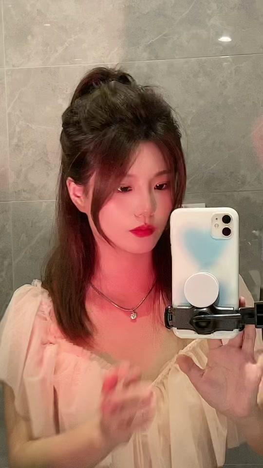 十七seventeen_十七seventeen个人资料_十七seventeen直播间_18183kol