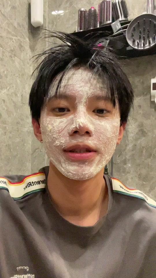 唐梓梓_唐梓梓个人资料_唐梓梓直播间_18183kol_18183网红站