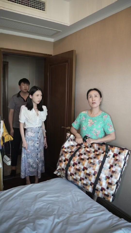 小佳钰_小佳钰个人资料_小佳钰直播间_18183kol_18183网红站