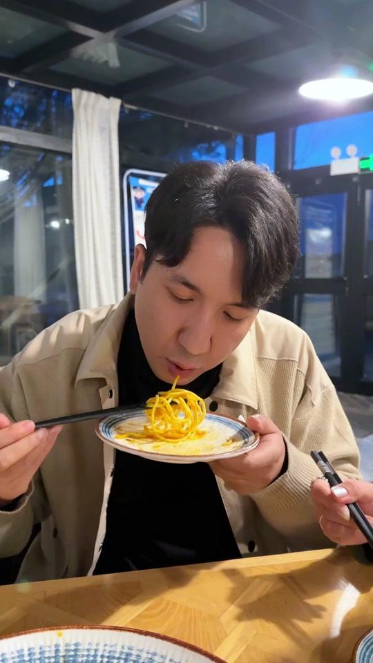 叨叨18_叨叨 18个人资料_叨叨 18直播间_18183kol_18183网红站