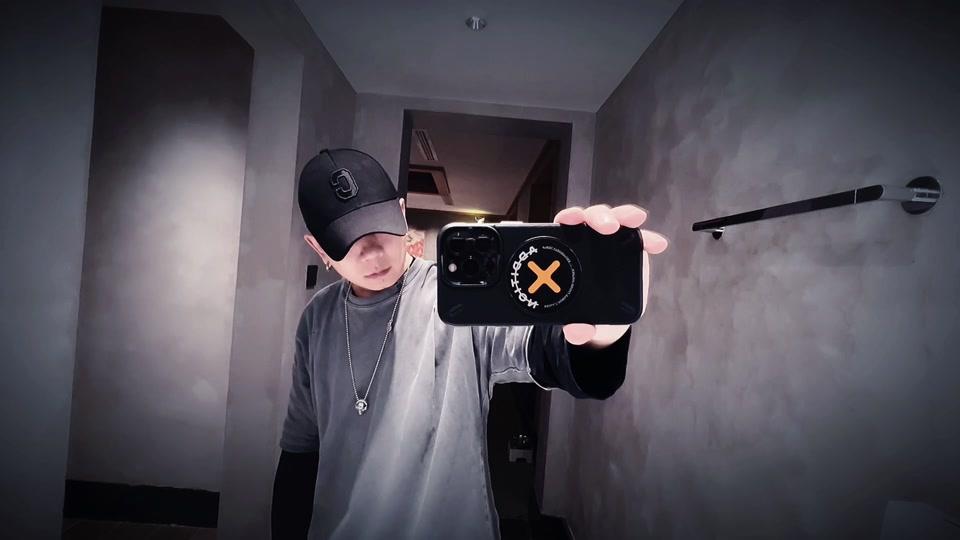 9w视频概览简介:她们叫