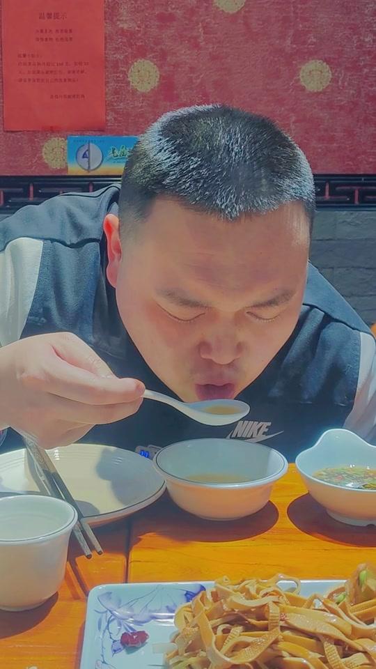 大嘴鱼冲哥_大嘴鱼冲哥个人资料_大嘴鱼冲哥直播间_18183kol_18183网