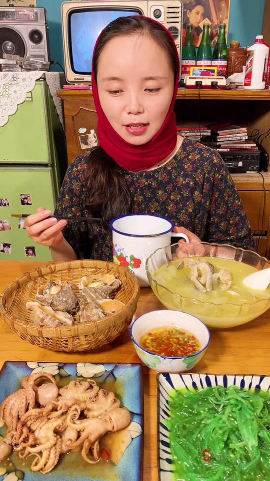 海鲜女孩冯美丽_海鲜女孩冯美丽个人资料_海鲜女孩冯美丽直播间_18183