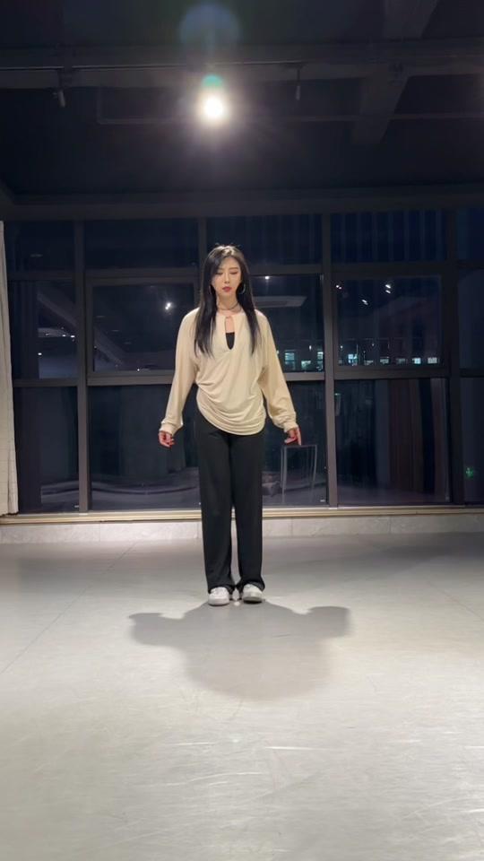 jacee何老师_jacee何老师个人资料_jacee何老师直播间_18183kol_18183