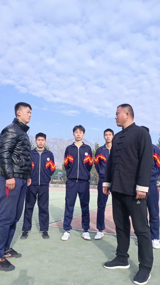 嵩山中岳少林文武学校杨教