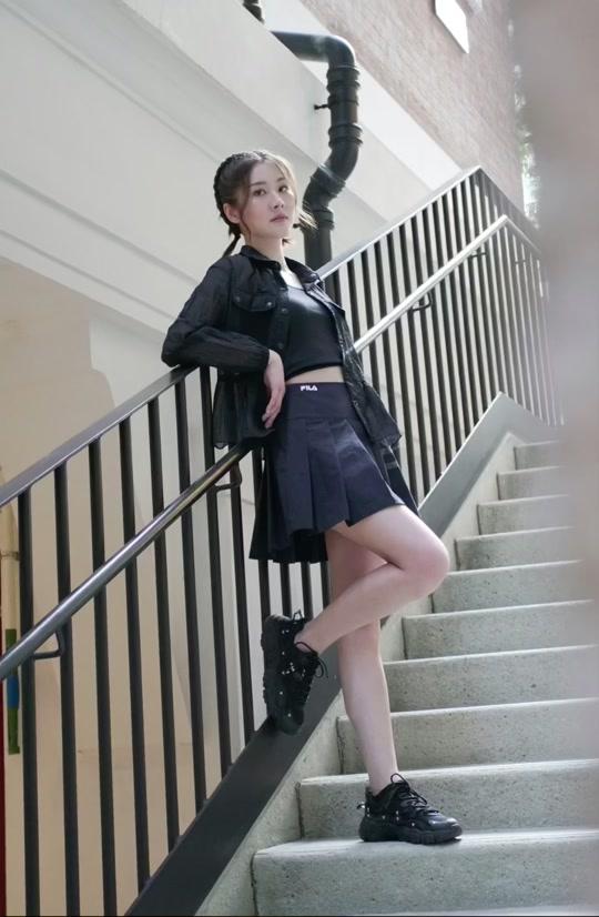 邓佩仪_邓佩仪个人资料_邓佩仪直播间_18183kol_18183网红站
