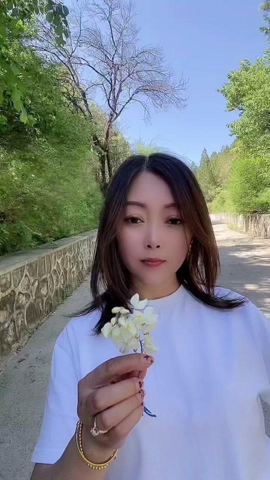 妞妞9393_妞妞9393个人资料_妞妞9393直播间_18183kol