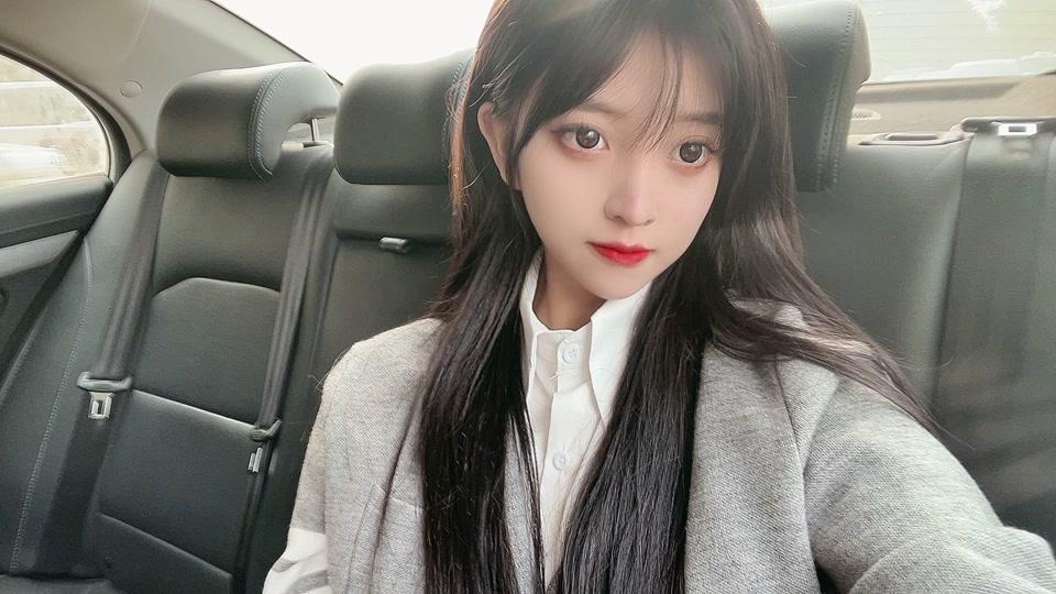 杨姗姗iii_杨姗姗iii个人资料_杨姗姗iii直播间_18183kol_18183网红站