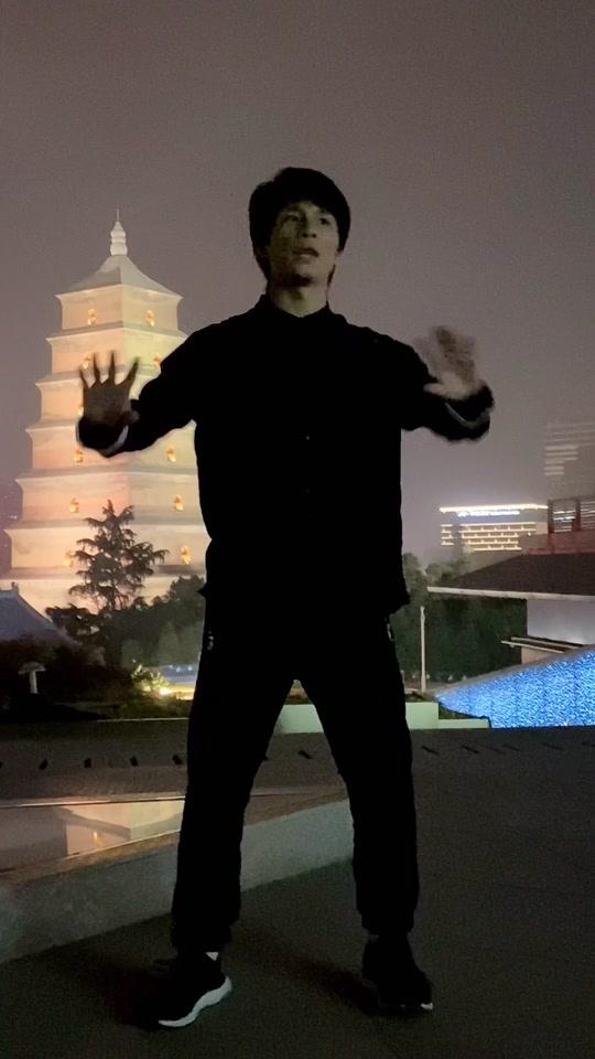 基础教练雷小翼