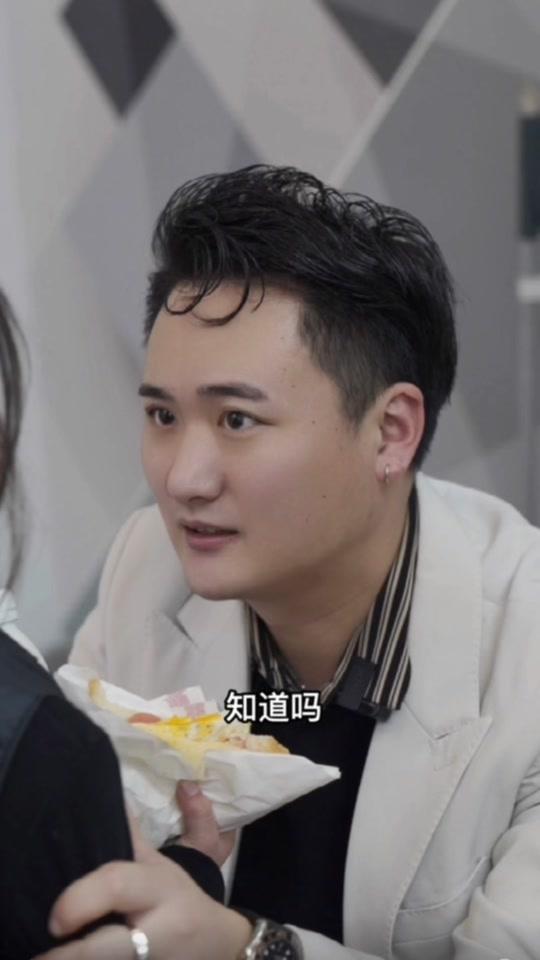 龙小七_龙小七个人资料_龙小七直播间_18183kol_18183网红站