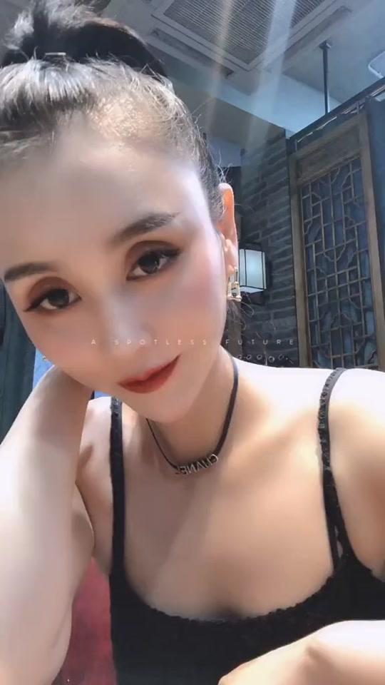 米粒儿_米粒儿个人资料_米粒儿直播间_18183kol_18183网红站