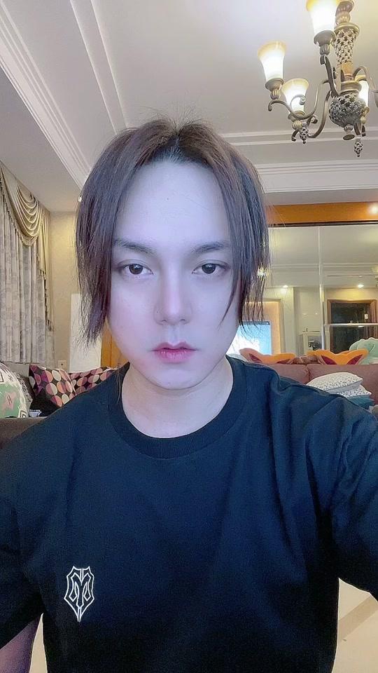 尹正_尹正个人资料_尹正直播间_18183kol_18183网红站