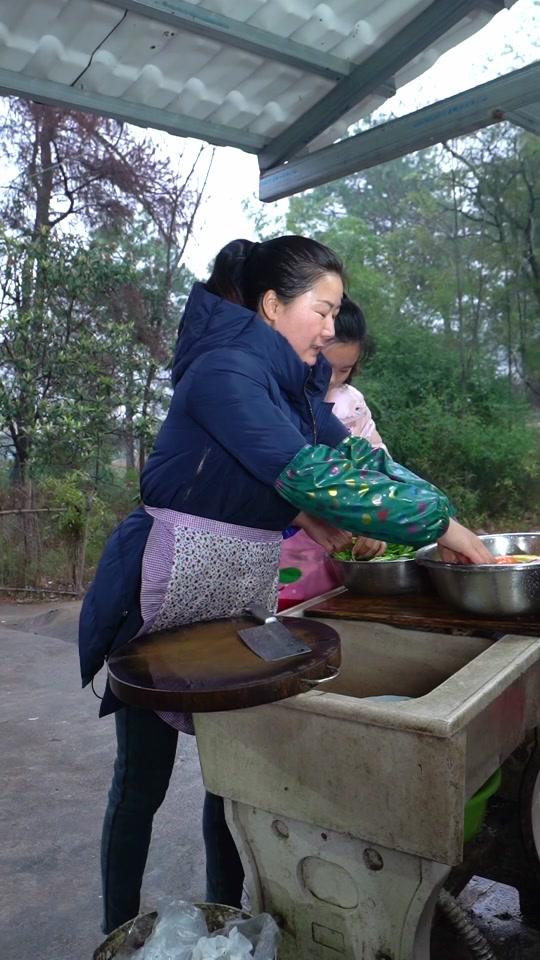 客家英子_客家英子个人资料_客家英子直播间_18183kol_18183网红站