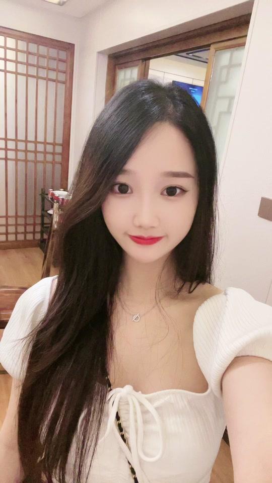 小米粒儿93个人资料_小米粒儿93直播间_18183kol_18183网红站