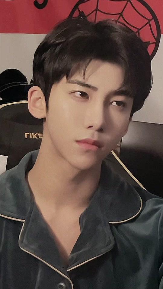 丁泽仁_丁泽仁个人资料_丁泽仁直播间_18183kol_18183网红站